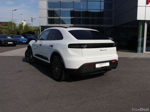 Porsche Macan 4S - Image 2