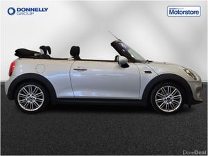 MINI Convertible Cooper - Image 4