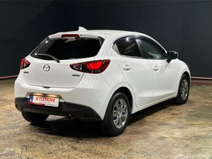 Mazda Demio 1.5 AUTOMATIC - REVERSE CAMERA - A/C H - Image 4