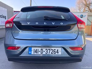 141 Volvo V40 1.6D Warranty - Image 2