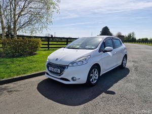 Peugeot 208 Diesel Automatic (NCT & TAXED)!!! - Image 2