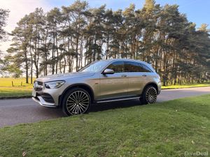 Mercedes-Benz GLC 2021 300d 4 Matic - Image 3