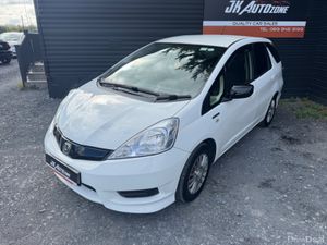 Honda Fit SHUTTLE  HYBRID AUTO - Image 3