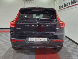 Volvo XC40 **DEPOSIT TAKEN** - Image 3