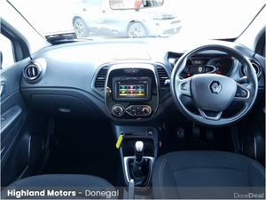 Renault Captur 1.5 dCi 90 ICONIC ** TAKE €1,000 OF - Image 2