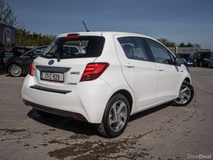 2017 Yaris 1.5 Hybrid/1 Owner/FSH/1yr warranty - Image 2