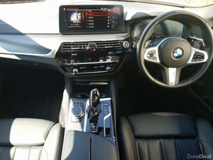 BMW 5-Series 520d M Sport - Image 4