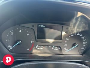 Ford Focus St-line 5DR 1.5tdci 125PS 6SPD - Straig - Image 4