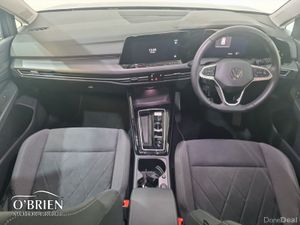 Volkswagen Golf 2.0 TDI 115HP Style DSG - Image 2