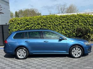 Volkswagen Golf VARIANT 1.2 TSI AUTO // REVERSE CA - Image 2