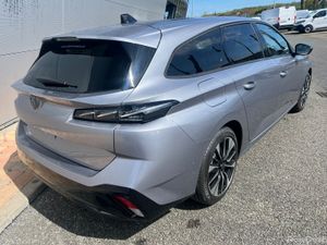 Peugeot 308 Allure 1.5 Diesel Auto SW - Image 3