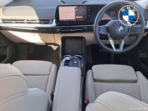 BMW iX1 eDrive20 xLine - Image 4