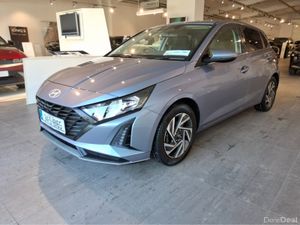 Hyundai i20 DELUXE PLUS ** VERY LOW KMS ** - Image 3