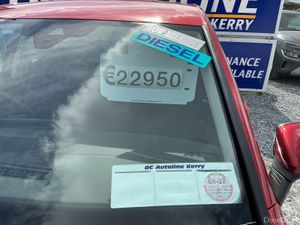 2022 VW GOLF 2.0 TDI STYLE 104,000 KMS SPOTLESS - Image 4