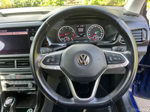 Volkswagen T-Cross 1.0 TSI // APPLE CARPLAY/ANDROI - Image 4