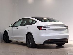 241 Tesla Model 3 RWD - Image 2