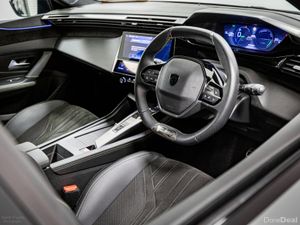 Peugeot 308 E-SW GT 54kWh Auto 155HP - Image 2