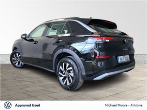 Volkswagen T-Roc LIFE 1.5TSI 116BHP MHEV - Image 3