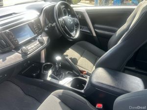 Toyota RAV4 LUNA SPORT 2.0 D-4D (143) 2WD MANUAL - Image 2