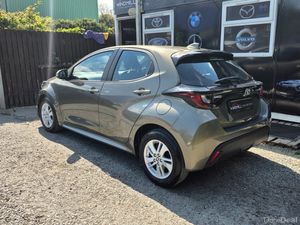 Toyota Yaris Luna - Image 4