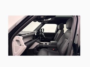 Land Rover Defender Diesel Estate X-Dynamic HSE - Image 3