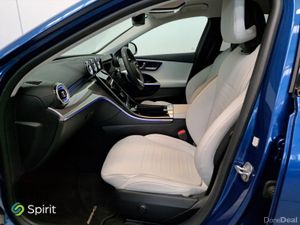 Mercedes-Benz C-Class 200d AMG-Line Plus Edition C - Image 4