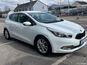 Kia Ceed EX 1.6 ISG 5DR - Image 3