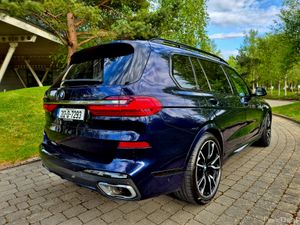 212 BMW X7 40D XDRIVE MSPORT ULTIMATE SPEC G07 - Image 3