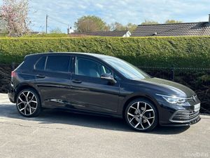 22Volkswagen Golf 1.4  Style Hybrid €20750 inc Vrt - Image 2