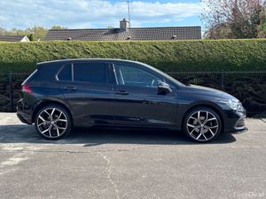 22Volkswagen Golf 1.4  Style Hybrid €20750 inc Vrt - Image 3