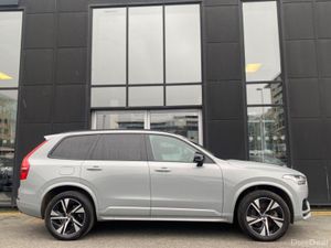 Volvo XC90 T8 Dark Plus Recharge AWD Auto (PHEV) - Image 4