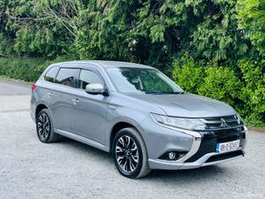 Mitsubishi Outlander 2018 Plug In Hybrid - Image 4