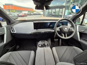 BMW iX - Image 4