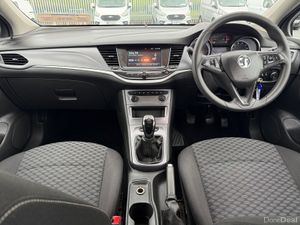 Vauxhall Astra 2019 - Image 4