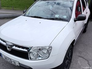 Dacia Duster 1.5 DCI €3950 - Image 4