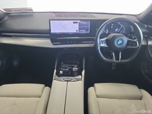 BMW 5-Series 530e M Sport Saloon - Image 3