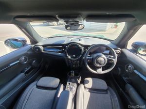 Mini Cooper Electric Level 2 - Image 4