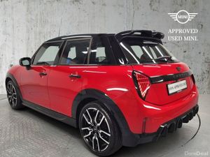 Mini Cooper Cooper C 5 Door - Image 3