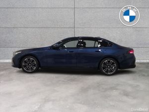 BMW 5-Series 530e M Sport Saloon - Image 4