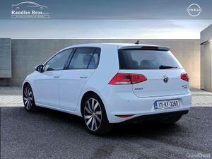 Volkswagen Golf 2.0TDI 5DR 150HP Highline - Image 4