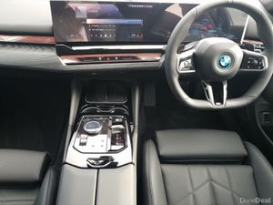 BMW 5-Series 530e M Sport - Image 4