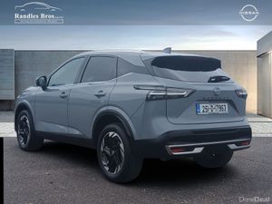 Nissan Qashqai 1.3 PET MILD HYBRID SV PREMIUM - Image 4