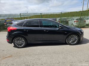 Ford Focus 2018 1.5 TDCI 120 PS ST LINE AUTOMATIC - Image 4