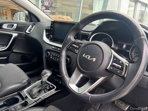 Kia Ceed PE SW Phev 6DR Auto - Image 2