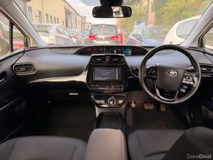 Toyota Prius 2021 self charging hybrid automatic - Image 4