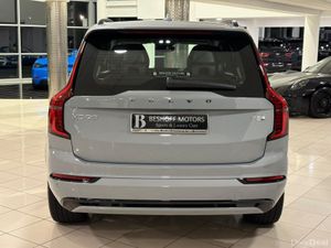 Volvo XC90 T8 PLUS AWD=HUGE SAVINGS//AS NEW//3 YEA - Image 4