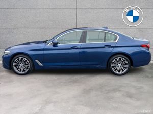 BMW 5-Series 520d SE Saloon - Image 4
