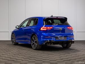 2021 Volkswagen Golf R - Image 4