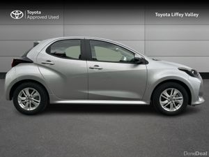 Toyota Yaris Yaris Hybrid Luna - Image 3