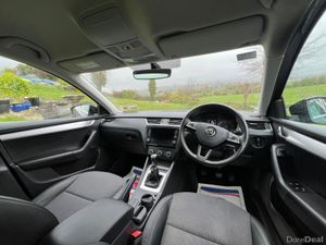 Skoda Octavia 2020 low km - Image 4
